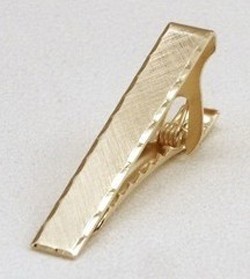 Tie Bar Brushed Face Scalloped Edge Gold Finish